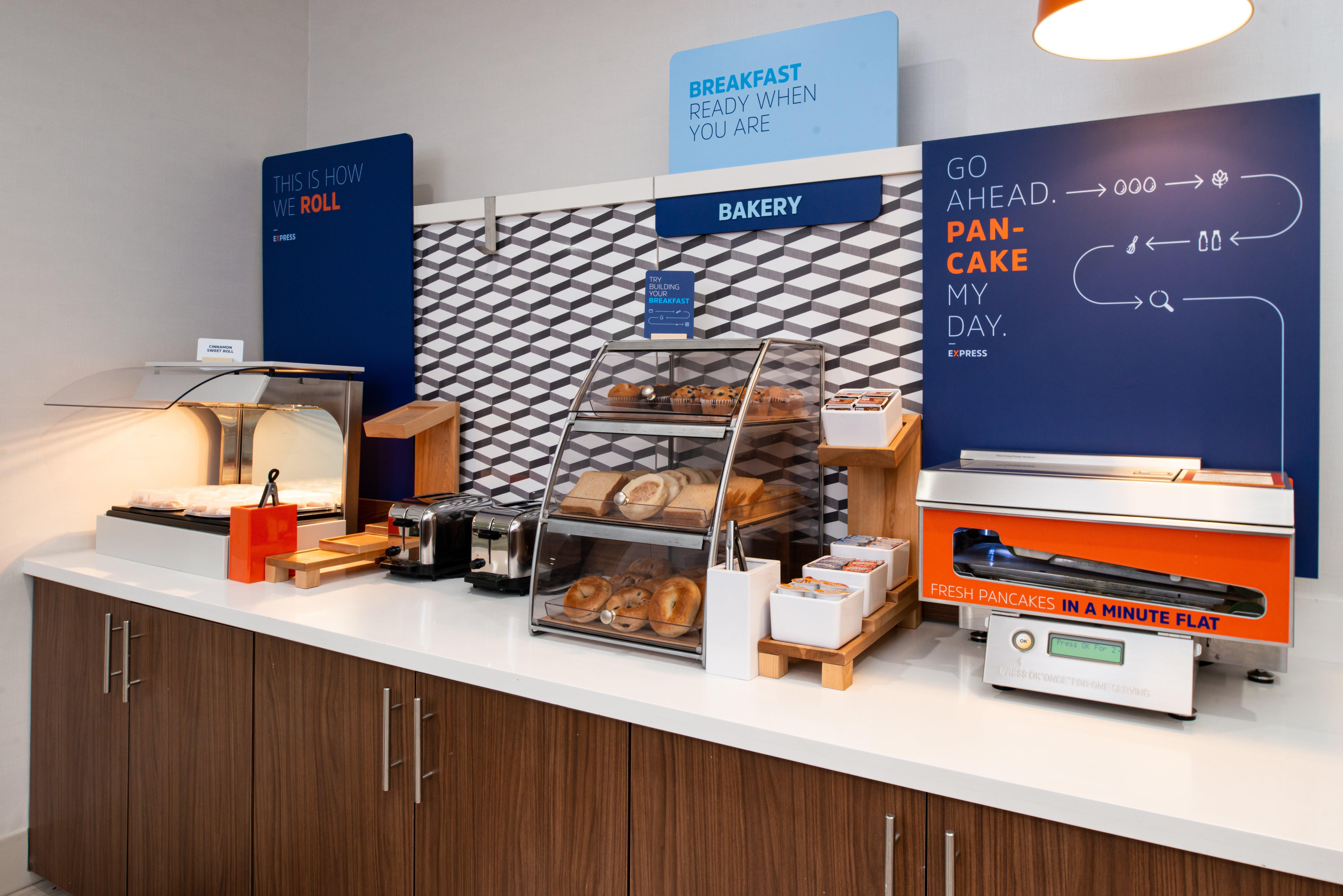 Holiday Inn Express Lodi By Ihg Exterior foto